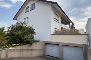 Haus kaufen in Schumannstraße 18, 78224 Singen, Kapitalanlage mit Entwicklungspotenzial – 3-Familienhaus mit Doppelgarage in Singen