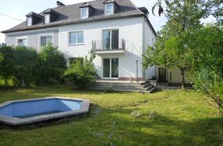 Haus mieten in Wilhelm-Kreß-Straße, 56479 Salzburg, Wohnen mit Charakter: Doppelhaushälfte mit 5 Zimmern in Salzburg