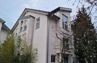Haus mieten in Wilhelm-Umbach-Str. 4d, 63225 Langen, Traumhaft schöne Doppelhaushälfte im exklusiven Wohngebiet von Langen/Steinberg.