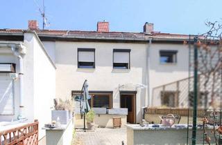 Anlageobjekt in 06130 Damaschkestraße, Richtig zuhause: Gepflegtes Reihenmittelhaus inkl. Schuppen samt Garten in Citylage
