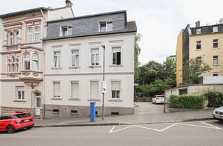 Anlageobjekt in 42651 Solingen-Mitte, Vermietetes Drei-Parteien-Stadthaus