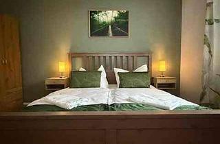Immobilie mieten in Richard Wagner Str. 10, 85057 Ingolstadt, Möblierte 2-Zimmer-Wohnung, Platz für 4 – ideal für ProjektteamsKernsaniert & möbliert: 2-Zimmer-W