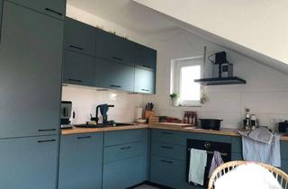 Immobilie mieten in Holzhausenweg, 61118 Bad Vilbel, Sonnige 3-Zimmerwohnung mit neuer Einbauküche und 2 Balkonen
