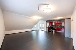Wohnung kaufen in 76437 Rastatt, Wohnqualität, die Raum gibt – neuwertige Dachgeschosswohnung mit Traumterrasse