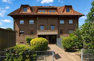 Wohnung kaufen in 22393 Sasel, Haus in Haus! Großzügige Wohnung mit eigenem Garten