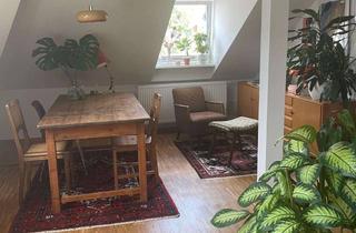 Wohnung kaufen in Richard-Wagner-Str. 23, 68165 Schwetzingerstadt, Charmante Dachgeschosswohnung in der Mannheimer Oststadt – Altbauflair in bester Lage