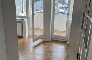Wohnung kaufen in 40227 Oberbilk, Kapitalanlage oder Eigennutzung mit 2 Zimmern, Balkon und Garagenplatz