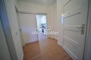 Wohnung kaufen in 13055 Berlin, Helle Wohnung in Alt-Hohenschönhausen, 2 Zimmer, Einbauküche, Loggia