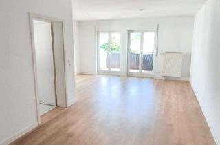 Wohnung mieten in 15537 Grünheide, Große 3-Zi-Wohnung mit Wannenbad und Balkon, Blick ins Grüne +Stellplatz inklusive!