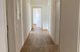 Wohnung mieten in Gabelsbergerstraße, 76135 Weststadt, 4-Zimmer-Wohnung zu vermieten