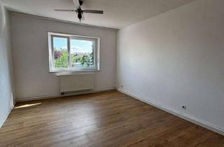 Wohnung mieten in Hofackerstr. 22, 86179 Haunstetten, **Besichtigung am 12.08. um 16:30 Uhr**Attraktive 4-ZKB in beliebter Lage von Augsburg-Haunstetten