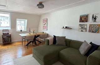 Wohnung mieten in 60594 Sachsenhausen, Lichtdurchflutete Wohnung im Dachgeschoss mit Charakter – Frankfurt-Sachsenhausen