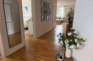 Wohnung mieten in 61449 Steinbach, Zuhause mit drei Zimmern und Balkon in Steinbach