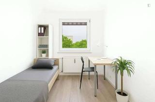 WG-Zimmer mieten in Asternweg, 04209 Grünau-Ost, Zimmer Room in Asternweg, Leipzig for 62 m² with 3 bedrooms