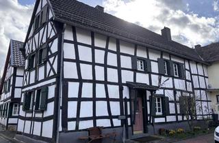 Einfamilienhaus kaufen in 53937 Schleiden, Alltagstaugliches Einfamilienhaus in Schleiden