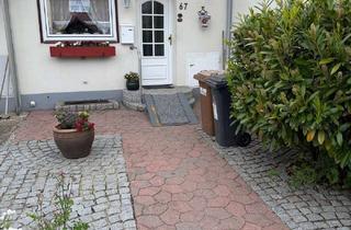 Haus kaufen in 24159 Pries, Gepflegtes Reihenmittelhaus, Sackgassenlage in 24159 Kiel