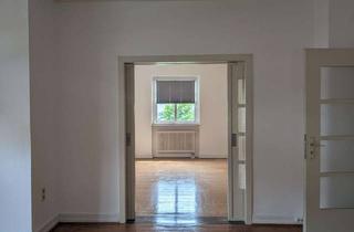 Haus mieten in Friedrichstraße 107, 76703 Kraichtal, Ab sofort: Haus mit großzügigem Garten in Kraichtal-Unteröwisheim befristet zu vermieten