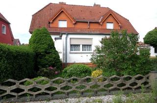 Doppelhaushälfte kaufen in 01987 Schwarzheide, Für Macher gemacht: 5 Zimmer, großer Garten und Garage für 89.900 €