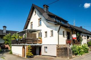 Einfamilienhaus kaufen in 51570 Windeck, Klein im Grundstück, groß im Wohngefühl! Freistehendes Einfamilienhaus in Windeck-Wilberhofen