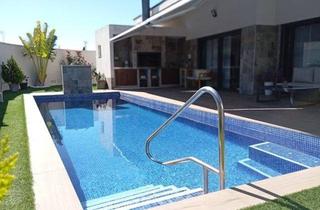 Villa kaufen in 03159 Döbern, Exklusive Villa mit 3 Schlafzimmern, 2 Bädern, Garage und Privatpool