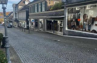 Haus kaufen in 42499 Hückeswagen, Hückeswagen - Großes Ladenlokal in 1A-Lage Hückeswagen - Verkauf
