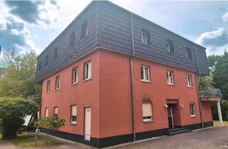 Wohnung kaufen in 03044 Cottbus, Cottbus - Eigentumswohnung 4,5 Zimmer mit 2 Pkw-Stellplätzen zu verkaufen