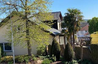 Einfamilienhaus kaufen in 75056 Sulzfeld, Sulzfeld - Großzügiges Wohnhaus mit viel Platz über den Dächern von Sulzfeld