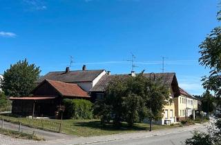 Einfamilienhaus kaufen in 94149 Kößlarn, Kößlarn - Renovierungsbedürftiges Haus mit Garten + Carport in Niederbayern