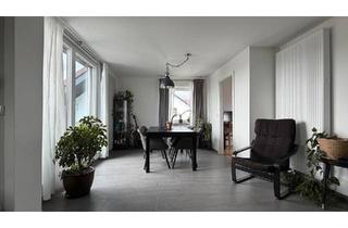 Wohnung kaufen in 90574 Roßtal, Roßtal - Moderne Wohnung mit Garten und Stellplätzen in Roßtal