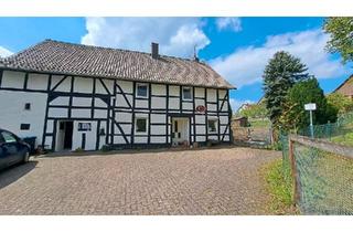 Haus kaufen in 31863 Coppenbrügge, Coppenbrügge - Zweifamilien Haus Fachwerk Pferdehaltung möglich
