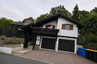 Einfamilienhaus kaufen in 34596 Bad Zwesten, Bad Zwesten - Großzügiges Einfamilienhaus mit 2 Einliegerwohnungen