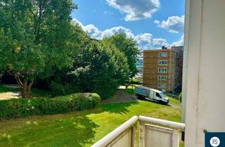 Wohnung kaufen in 59872 Meschede, Gemütliche 3-Zimmer Wohnung mit sonnigem Balkon und Garage