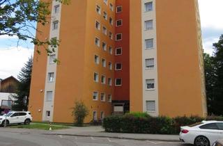 Wohnung kaufen in 94469 Deggendorf, 4-Zimmer-Eigentumswohnung m. Südbalkon u. Aufzug in ruhiger u. zentrumsnaher Lage m. Ausblick