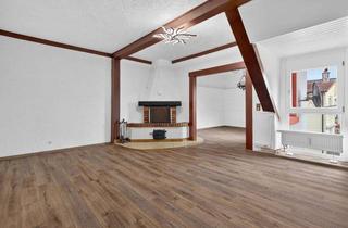Wohnung kaufen in 76437 Rastatt, Stilvolle Maisonettewohnung mit Kamin und sonniger Dachterrasse