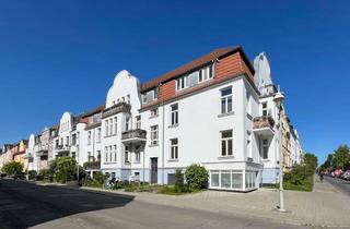 Wohnung kaufen in 18055 Stadtmitte, Altbauwohnung in Rostocker TOP-Lage als Kapitalanlage