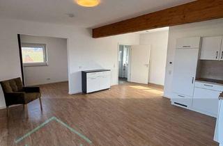 Wohnung mieten in 95643 Tirschenreuth, Wohntraum über den Dächern Tirschenreuths!1,5 Zimmer mit Küche zu vermieten