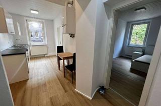 Wohnung mieten in 90439 Nürnberg, Stilvolle 2-Zimmer-Altbauwohnung - frisch renoviert mit moderner EBK; WG Geeignet