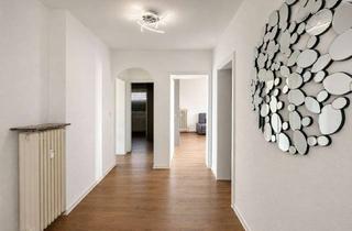 Wohnung mieten in 35440 Linden, Renovierte 4-Zi.-Wohnung mit Einbauküche, 2 Balkonen und Garage