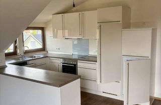 Wohnung mieten in Unotweg 11/2, 78713 Schramberg, Stilvoll 3-Zimmer-Dachgeschosswohnung in Sulgen