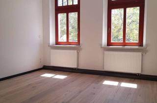 Wohnung mieten in Lassallestr 61, 08058 Zwickau, Ruhige 3 Raumwohnung in Muldenradwegnähe mit Einbauküche und Balkon