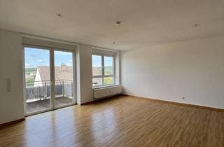 Wohnung mieten in Gustav-Von-Mevissen-Str. 40, 57072 Siegen, helle, barrierearme & geräumige 2-Zimmer Wohnung mit schönem Balkon- Siegen- Giersberg