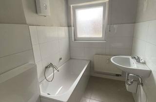 Wohnung mieten in Kettelerstr., 50181 Bedburg, helle 2-Zimmer Wohnung mit Wannenbad und Balkon in Grünlage