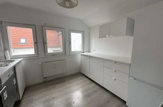 Wohnung mieten in 73728 Esslingen, 3-Zimmer-Wohnung mit Einbauküche in der Esslinger Altstadt – Erstbezug nach hochwertiger Sanierung