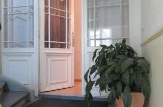 Wohnung mieten in Kirchgasse 68, 65183 Wiesbaden, Preiswerte, großzügige 3-Zimmer Altbau-Wohnung in der Fußgängerzone