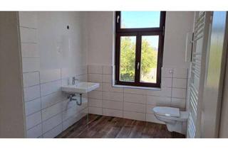 Wohnung mieten in Berliner Str. 35, 39387 Oschersleben, Große 2-Raum-Wohnung mit Aufzug im Zentrum