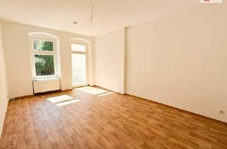 Wohnung mieten in Kleine Kirchgasse, 09456 Annaberg-Buchholz, Großzügige 4-Raum-Wohnung mit Blick über den Markt von Annaberg-Buchholz!