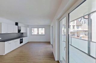 Wohnung mieten in Stuttgarter Straße 45, 73312 Geislingen, Super modern: Geräumige 4-Zimmer-Wohnung mit Balkon und Gäste-WC inklusive