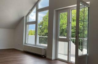 Sozialwohnungen mieten in Am Annafließ 28, 15344 Strausberg, Hochwertig modernisierte Wohnung mit Balkon
