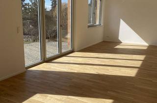 Wohnung mieten in Am Sonnenhang, 88633 Heiligenberg, Helle 3-Zi.-Wohnung mit Terrasse, 2 Stellplätzen & Fußbodenheizung