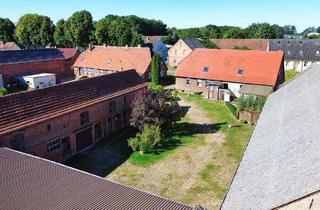 Haus kaufen in 16866 Kyritz, Klassischer Vierseitenhof in ruhiger Dorflage